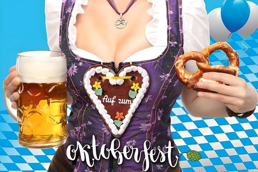 Oktoberfest Munich: Lunch/Dinner table reserv. big beer tent - Inside a large Oktoberfest tent