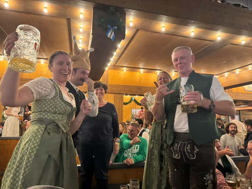 Oktoberfest Munich: Lunch/Dinner table reserv. big beer tent - Beer, vouchers, and the extra cash you need