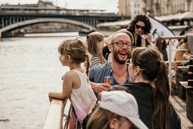 Old Berlin Beer Evening Sunset Cruise on Steamship - A gentle start from Alte Börse at 7:00 pm