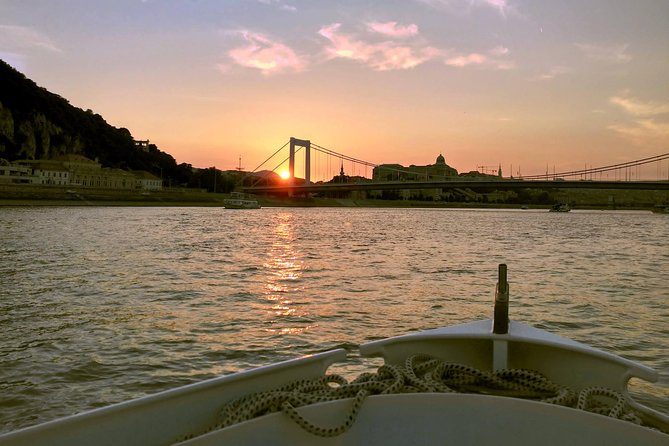 One hour Hen or Stag private party boat Budapest with unlimited beer and wine - Starting at Dock42 beside Szent István park