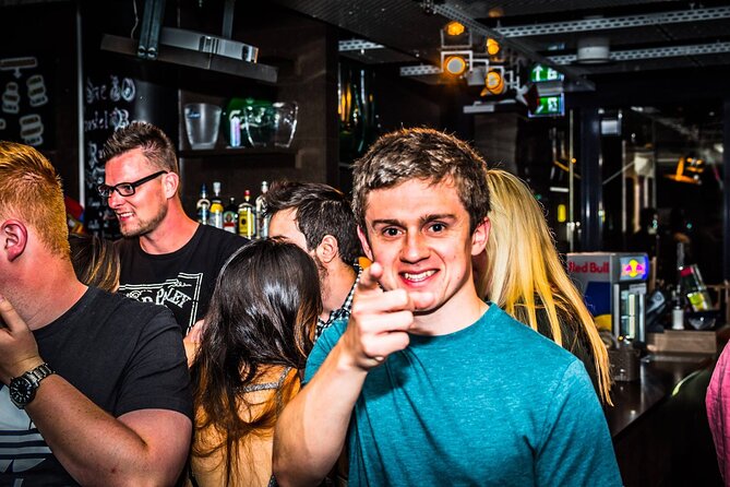 Original Pub Crawl Berlin - Practical details that can save your night