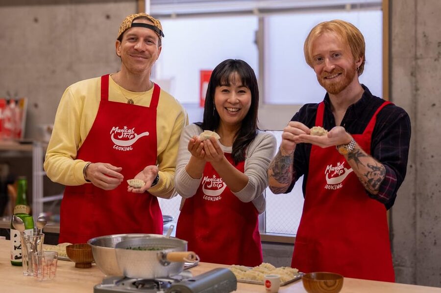 Osaka: Cooking Class & Sake Tasting with Local Market Visit - Niku-sui shows Osaka’s home-cooking side