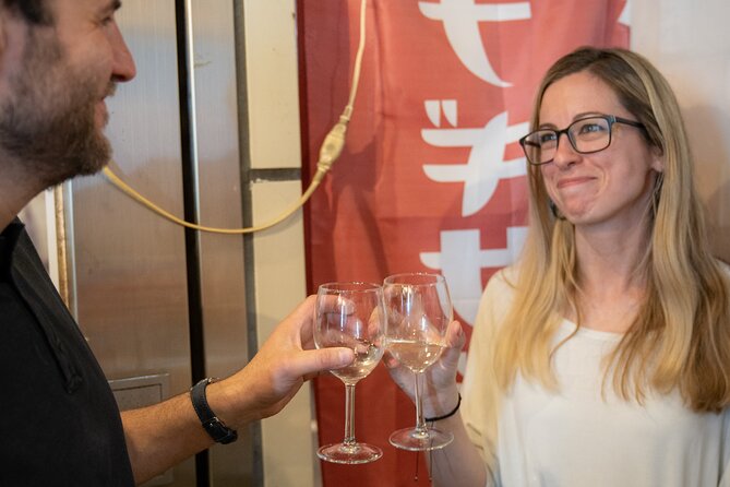 Osaka Local Bar Crawl in Dotombori & Uranamba Area - Guides make or break the evening