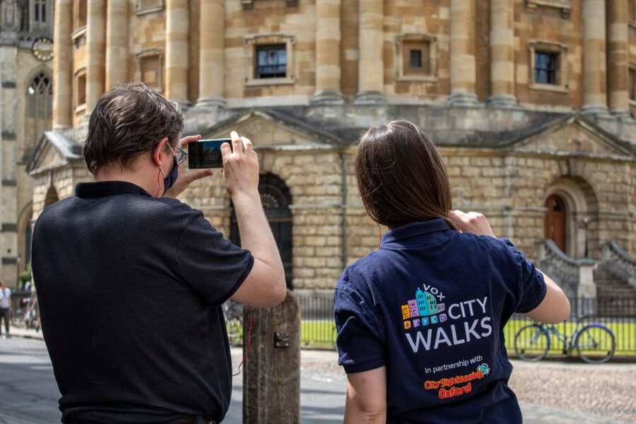 Oxford: City, Universities and Pubs Walking Tours - Oxford Town Hall and the city’s historic pubs