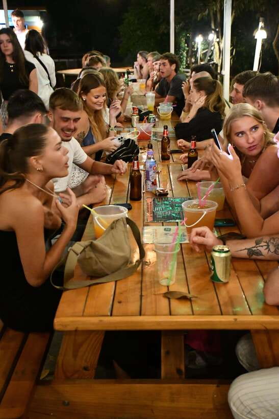 Pai Pub Crawl: The Best Nightlife in Town! - Karaoke, live music, and the second bar