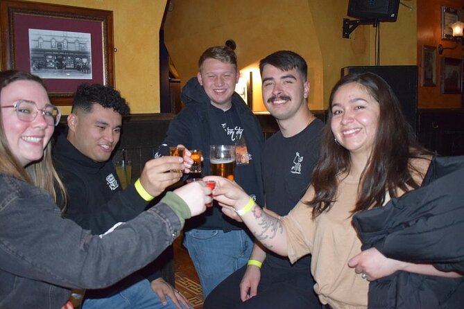 Paris: City Center Guided Pub Crawl with Shots & Club Entry - What $22 really buys you