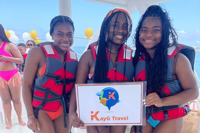 Party Boat Catamaran with Snorkeling from Punta Cana - Boat transfers and organization concerns