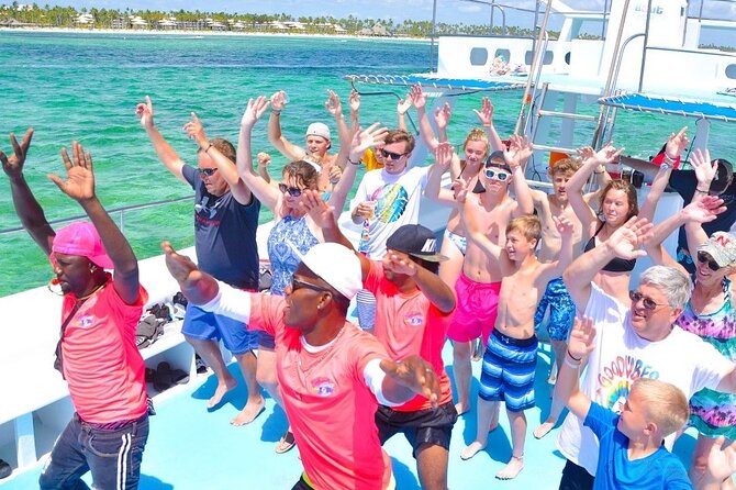Party Boat /View Dolphins / Snorkling /Free Drinks and Transportation - The snorkeling stop and its limits