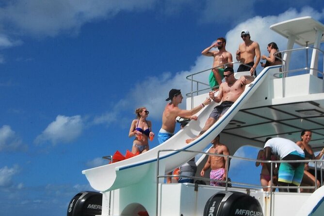Party Boat /View Dolphins / Snorkling /Free Drinks and Transportation - Getting to the marina for the 2 p.m. start