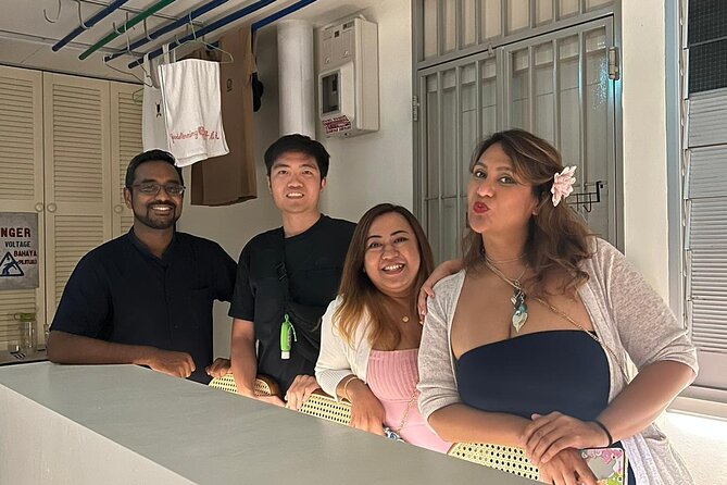 Party Singapore Bespoke Pub Crawl - Free shots, games, and the social rhythm