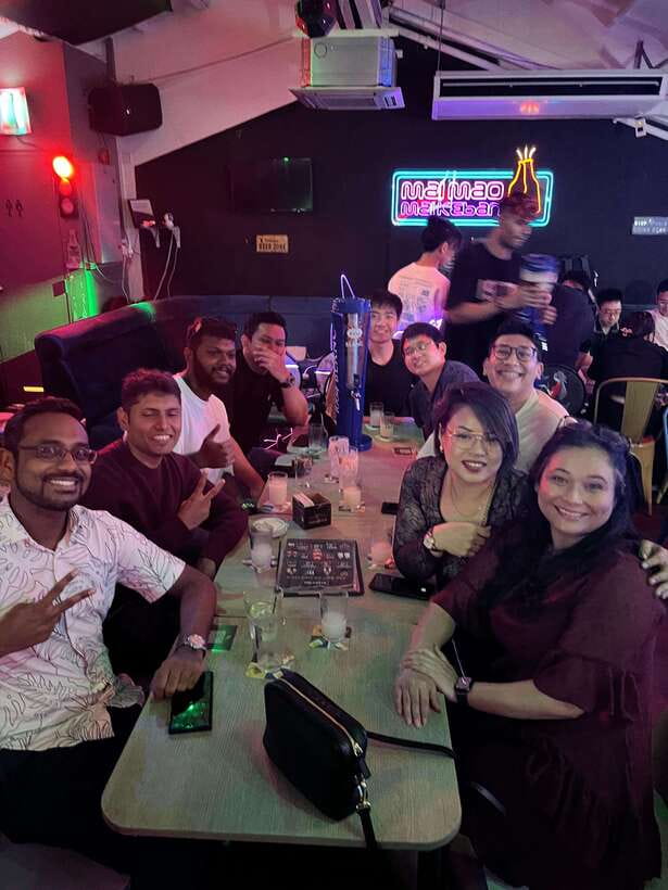 Party Singapore Bespoke Pub Crawl - Practical advice for making the night better