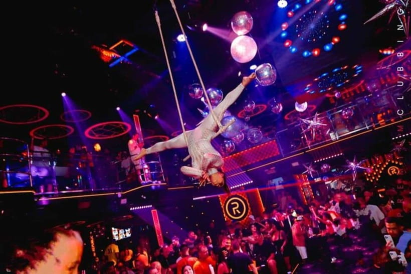 Pattaya: Rooftop, Nightclubs, Nightmarket & Walking Street - Walking Street, The Stones House, and Soi 6