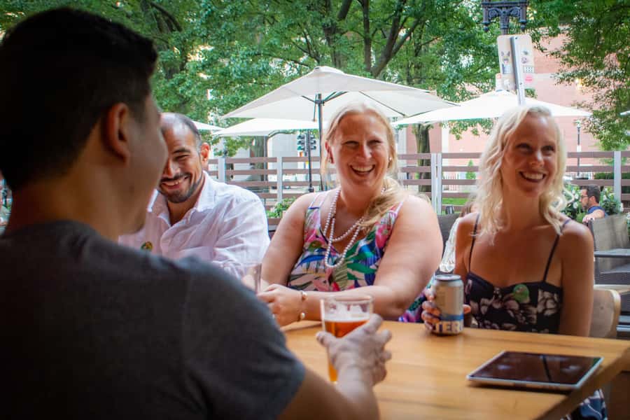 Philadelphia: Guided Tour with Pub Crawl - Four bars, short walks, and a social pace