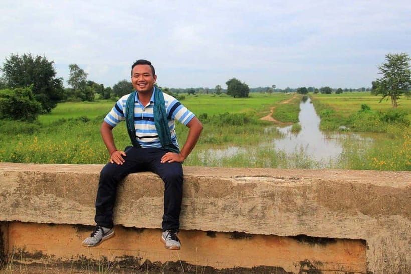 Phnom Penh: Street Art and Food Tour with Pickup and Beer - Pickup, transport, and the real pace