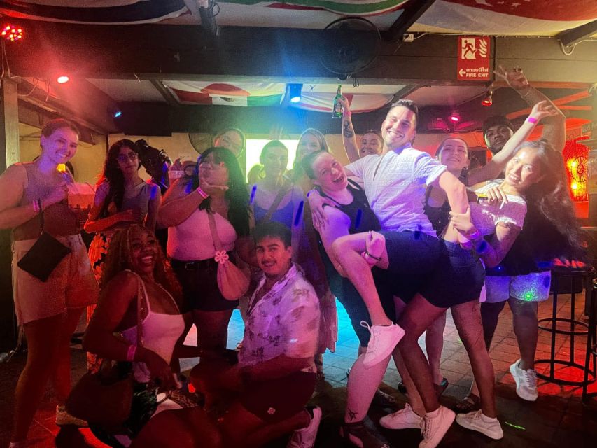 Phuket: Bar Crawl Tour - The first bar: an easy way to break the ice