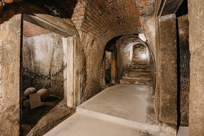 Pilsen: Historic Underground Tour with a Glass of Beer - The underground as a refuge and defense system