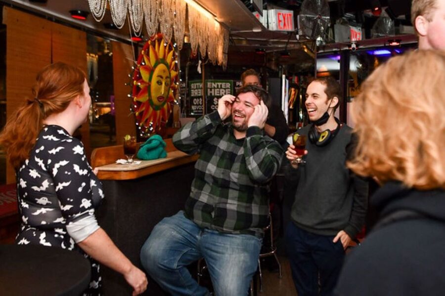 Portland: Ghosts Boos and Booze Haunted Pub Crawl - Small details that improve the evening