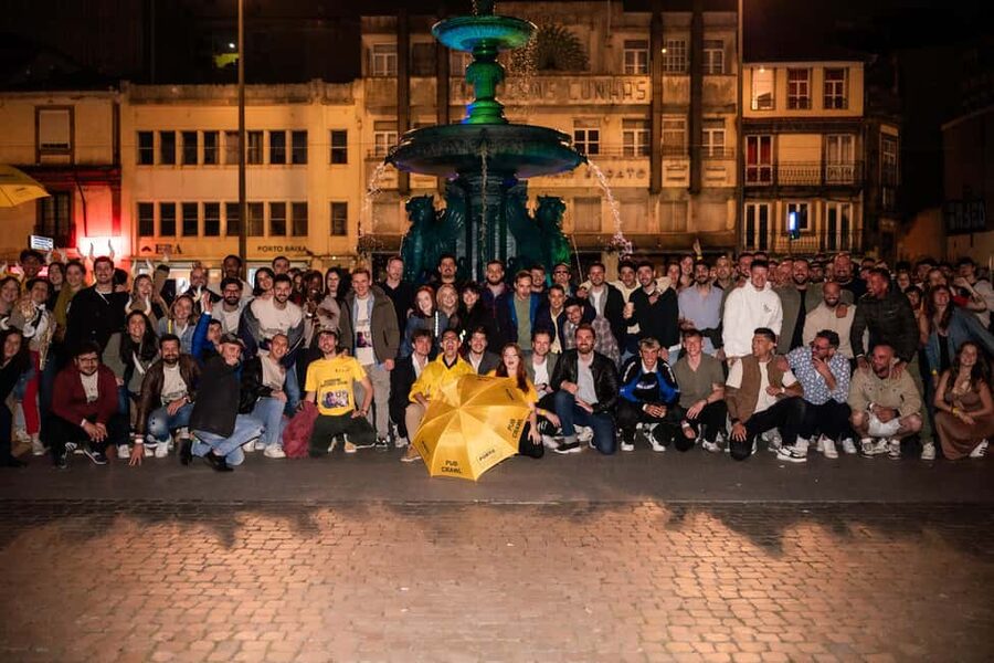 Porto: 4 Bar Pub Crawl, 7 Drinks, & Skip-the-Line Club Entry - What this Porto pub crawl is really designed to do