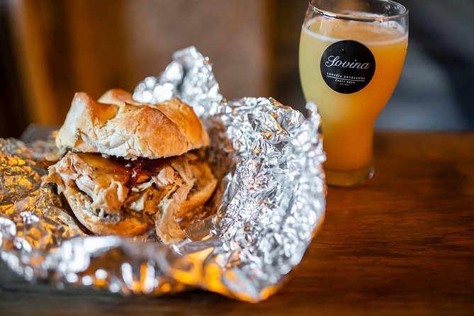 Porto Craft Beer Tour: 7 Beers + 3 Food Pairings in a Small Group - The guides are a major part of the value