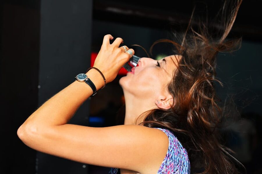 Poznan: Pub Crawl with Free Club Entry - Starting beside Poznan City Hall at 9:00 p.m.