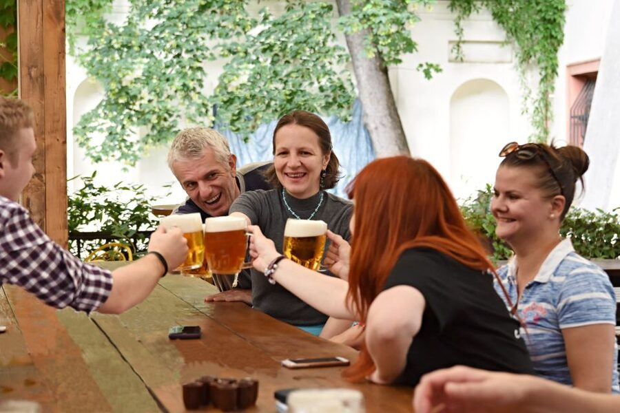 Prague: 3-Hour Beer Tour and Traditional Czech Dinner - Key points to know before booking