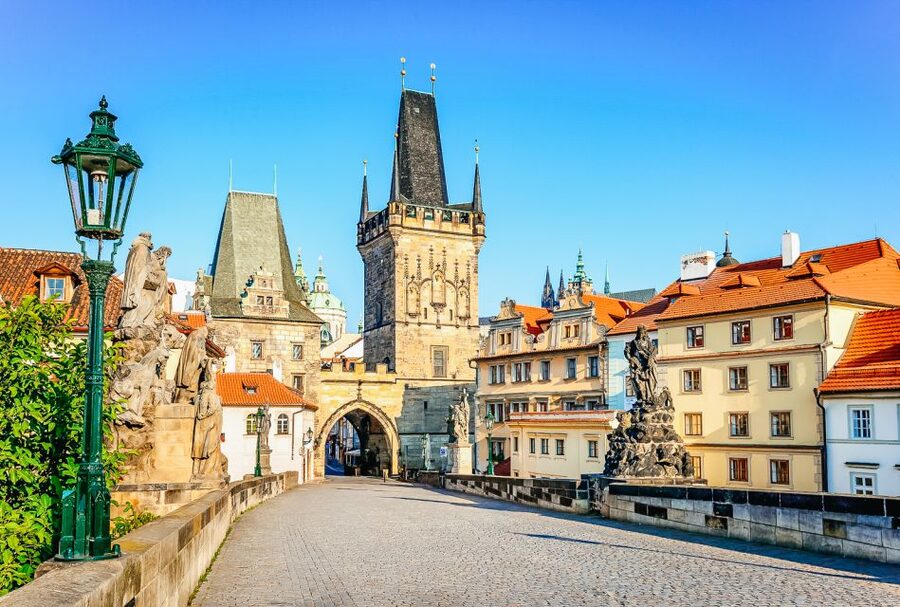 Prague: 3-Hour Beer Tour and Traditional Czech Dinner - The three pub stops and what can change