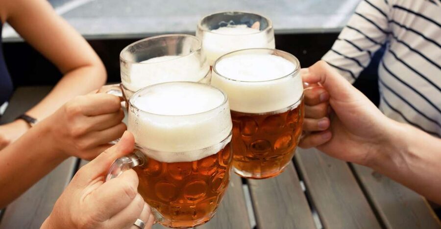 Prague: Afternoon Beer Cruise with Drinks Included - What this Prague river cruise actually feels like