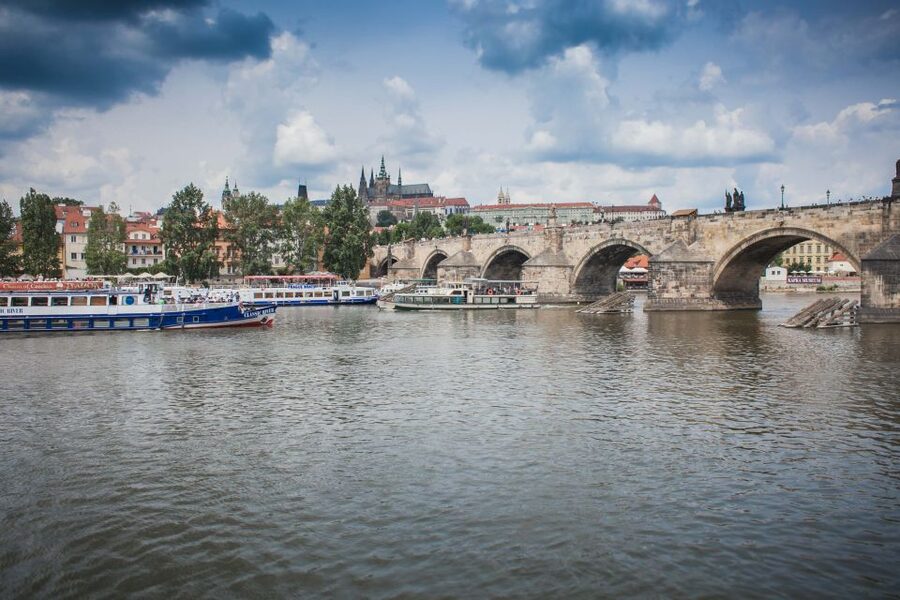 Prague: Afternoon Beer Cruise with Drinks Included - Štvanice Island and the return to the pier