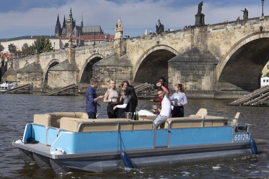 Prague: Beer Boat Tour - Meeting near U Bukanyra and Botel Albatros