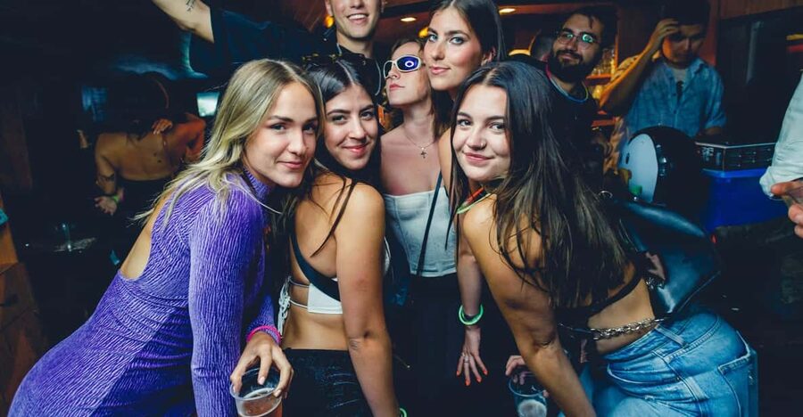 Prague: Boat Party with Unlimited Drinks & After Party Entry - What kind of night is this?