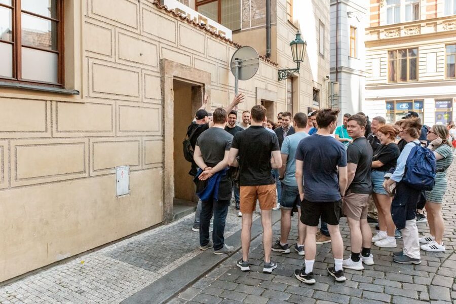 Prague: Czech Beer-Tasting Experience with Snacks - Hermelín, crackers, and the practical side of tasting