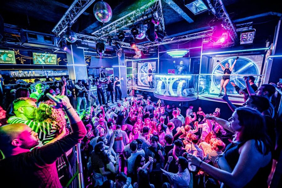 Prague: Entry ticket to Ice Pub Prague with Nightclub Option - Who will enjoy it most?
