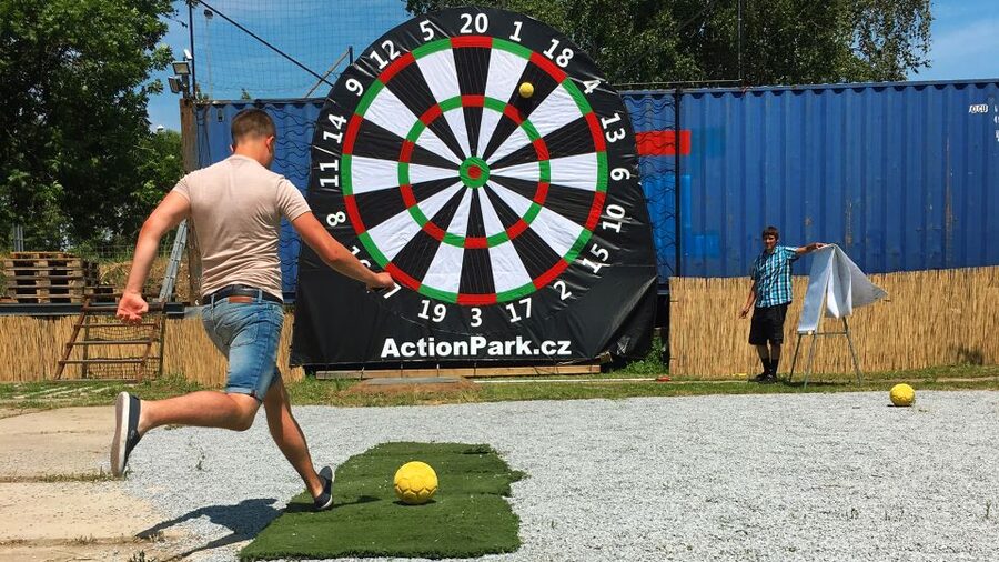 Prague : Giant Foot Darts and Giant Beer Pong Game - Who Will Enjoy This Most?