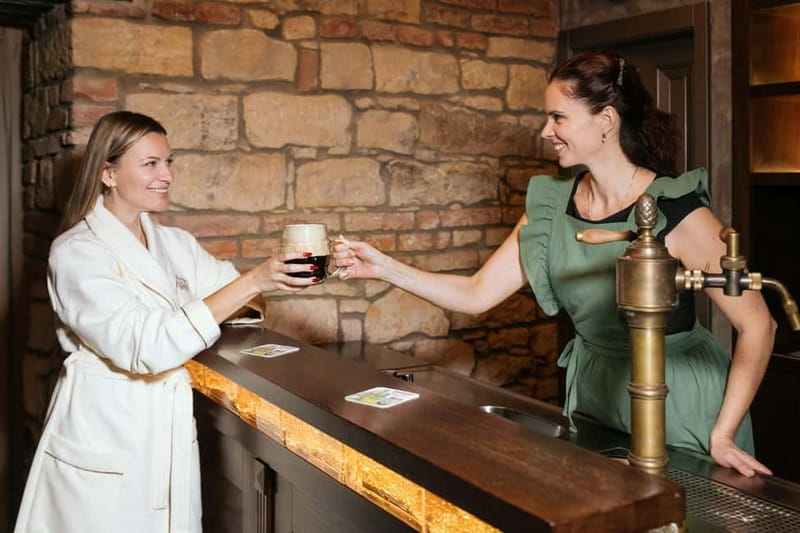 Prague: Lázně Pramen. Wine, Beer bath and Wellness SPA - Choosing between beer, wine, and wellness