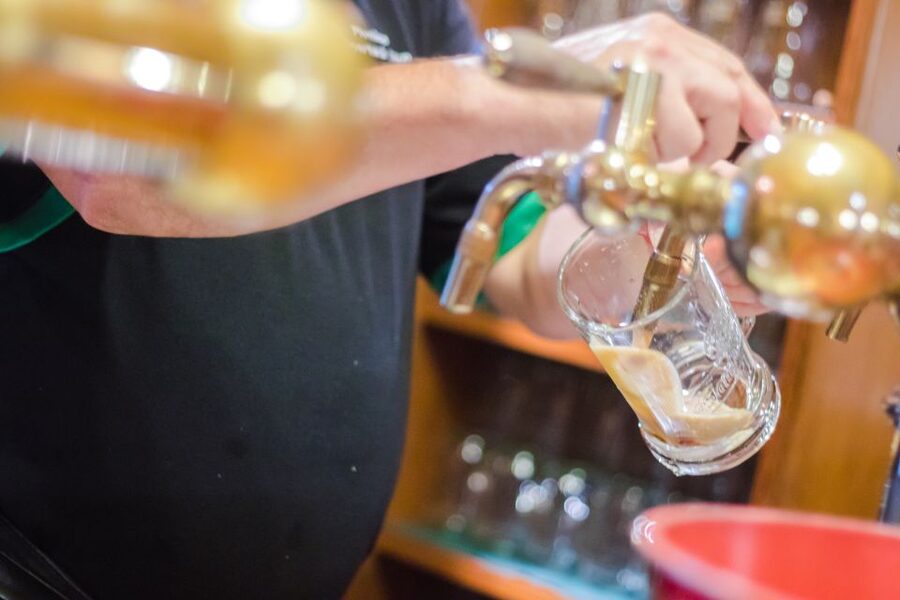 Prague: Legendary Beer Tour with Dinner - Key points before you book