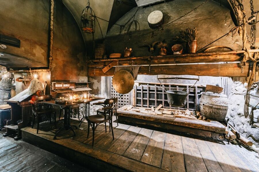 Prague: Medieval Dinner with Unlimited Drinks - Key Points to Know Before You Book
