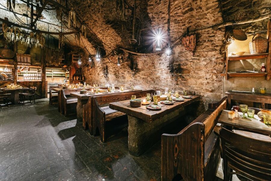Prague: Medieval Dinner with Unlimited Drinks - Unlimited Drinks and What That Means