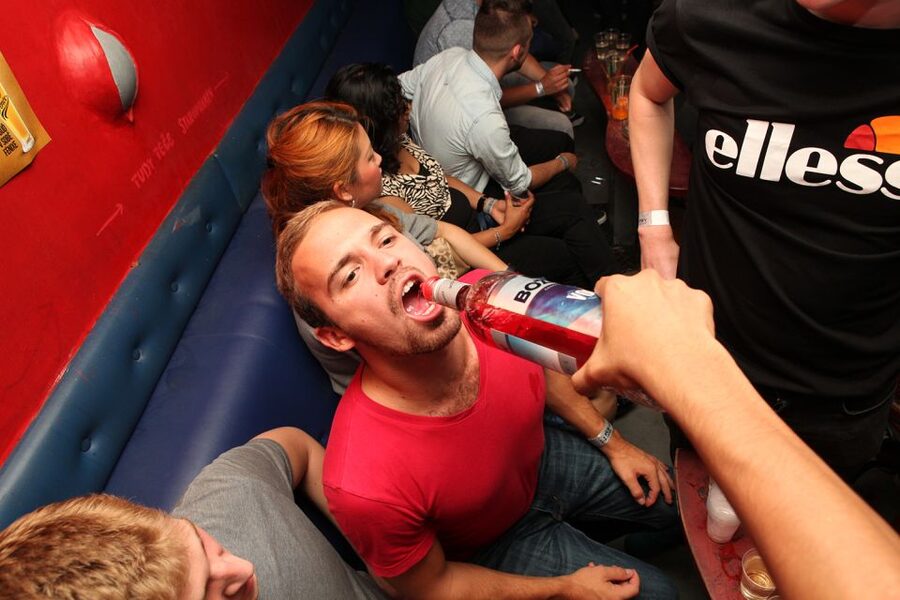 Prague: New Year's Eve Pub Crawl & Karlovy Lazne Club Entry - What the one-hour unlimited drinks period really means