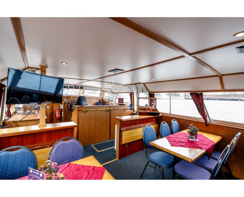 Prague: Private Beer Boat Cruise with Unlimited Beer - A private boat designed for celebrations