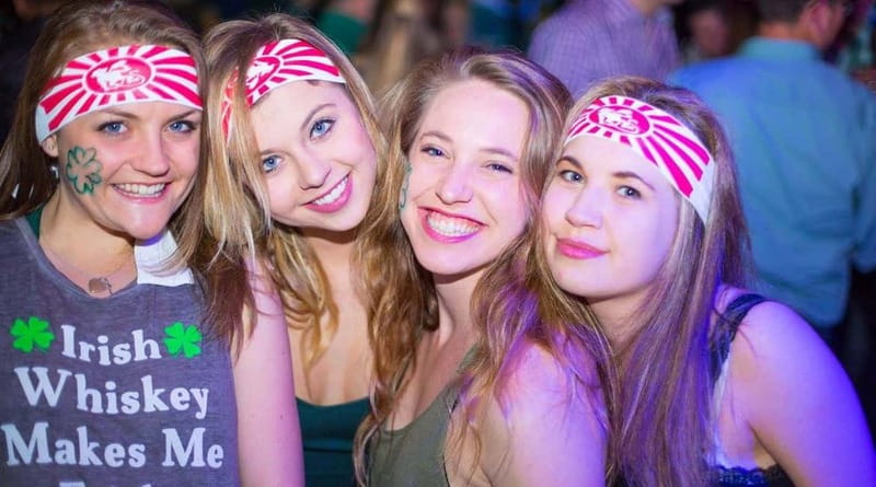 Prague: Pub Crawl with 2-Hour Open Bar at Drunken Monkey - Key points before you book