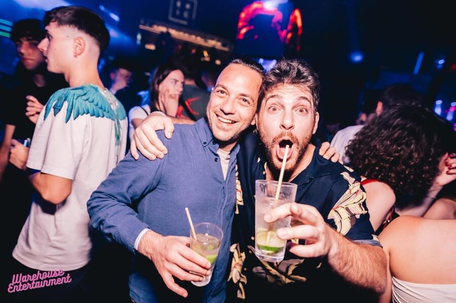 Prague: Pub Crawl with Shots & Entrance to Rooftop Club - Is $29 Good Value?