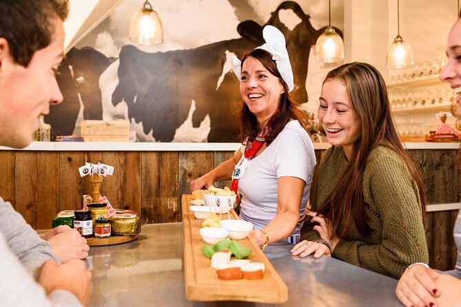 Premium Cheese Tasting with Wine and Beer Pairing - Practical details that affect your visit