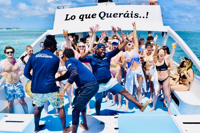 Private Catamaran Cruise with Slide & unlimited drinks - Dolphin spotting from the catamaran
