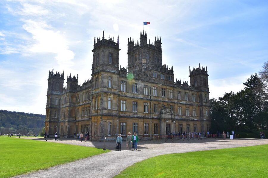 Private Downton Abbey Day Tour, including Pub Lunch - Who Should Book This Day?