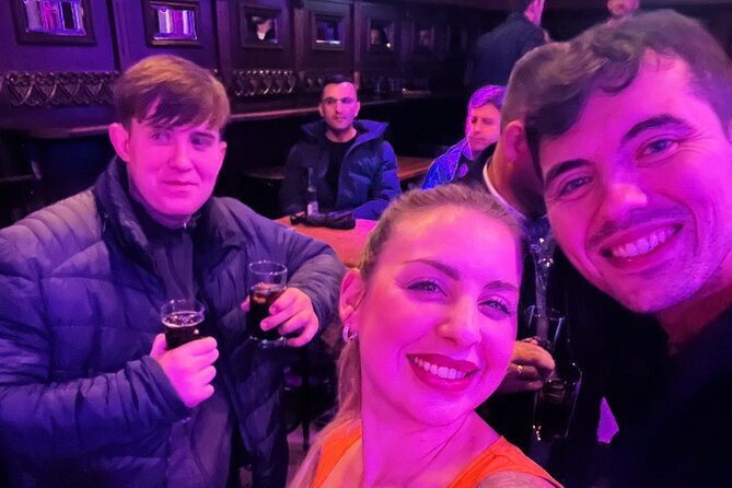 Private Hostess Bar Tour in Amsterdam Red Light District (3h) - Timing, transport, and cancellation details