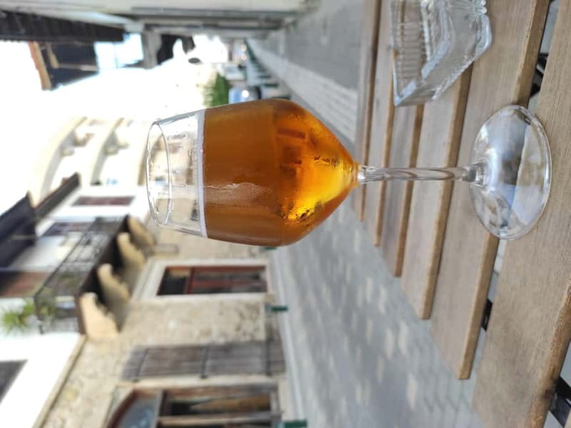 Private Local Craft Beer Tasting in the center of Larnaca - Nibbles that make the beer easier to compare