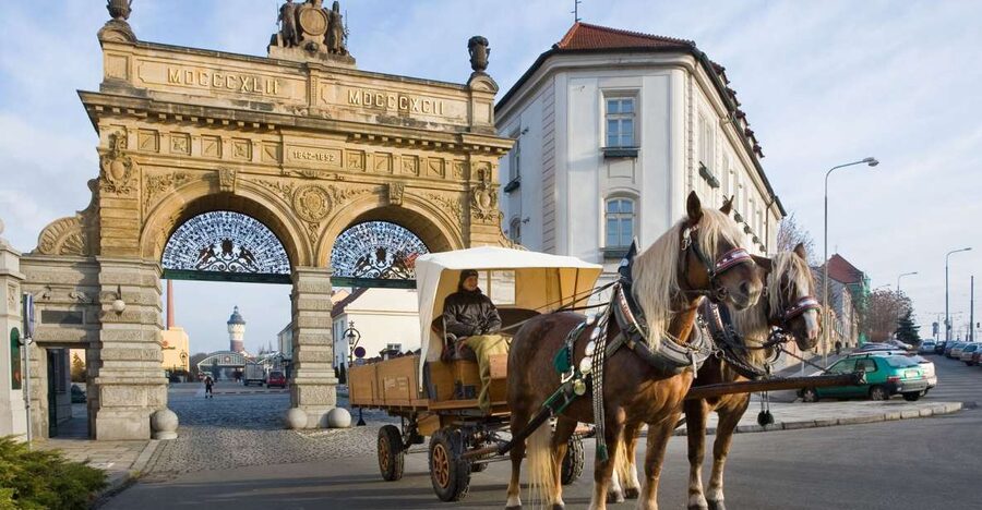 Private Pilsen & Pilsner Urquell Brewery Tour Prague - Entering the Pilsner Urquell Brewery
