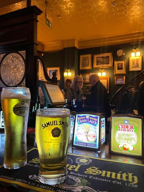 Private Secret Gay Bar Hopping Tour in Soho - Four Soho bars, four different moods