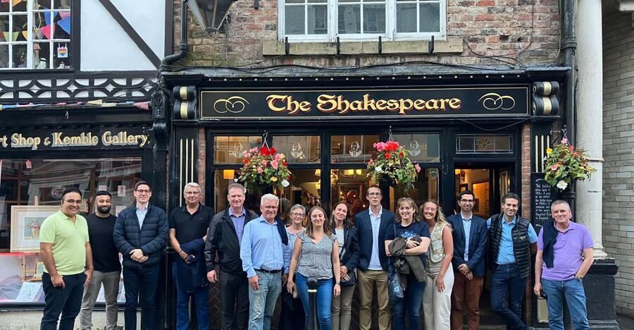 Pub and History Tour Durham City - Durham Crown Court and the darker stories