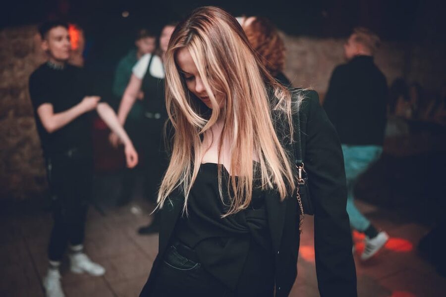 Pub Crawl - 1-hour Open Bar then Vip to 5 Clubs - Krakow - A social night with a manageable group